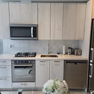 Stunning Open Layout Superb Location Apartment Toronto